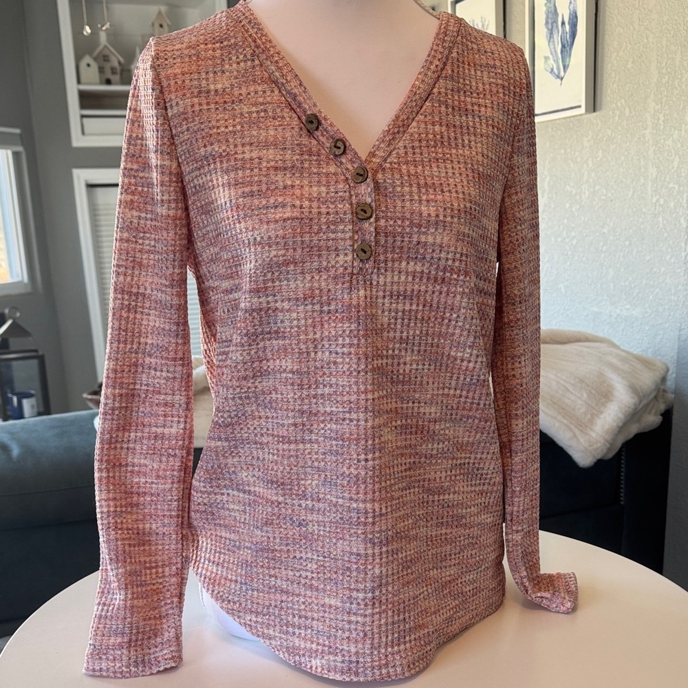 Cozy V-Neck Henley with Button Detail in Soft Pastels.